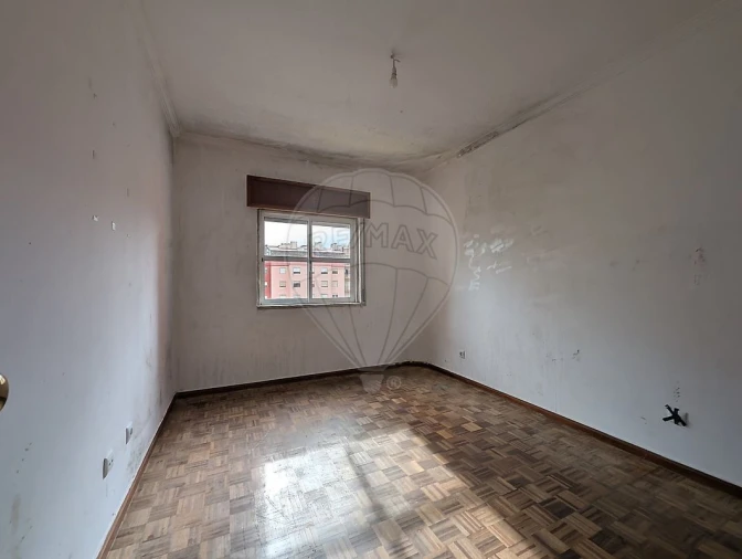 Apartamento T2 para Venda em Algueirão-Mem Martins Foto 11