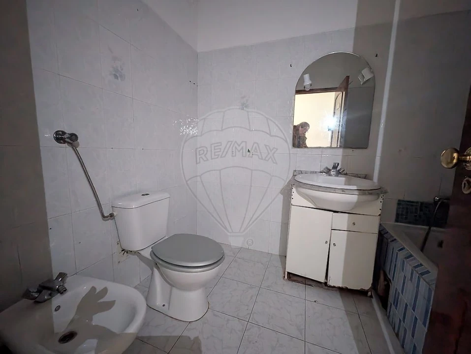 Apartamento T2 para Venda em Algueirão-Mem Martins Foto 10