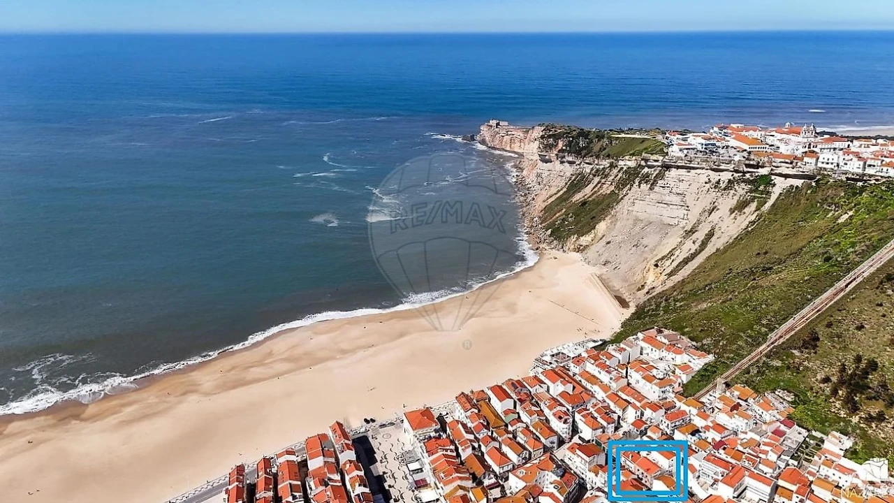 Apartamento T1 para Venda em Nazare Foto 11