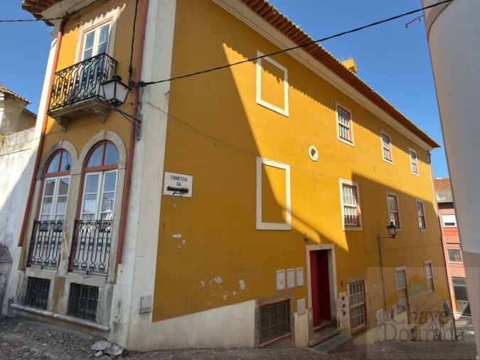 Prédio para Arrendamento em Sé Nova, Santa Cruz, Almedina e São Bartolomeu Foto 1