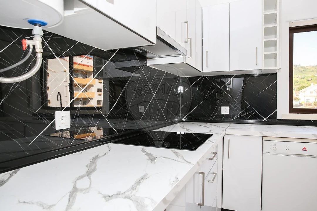 Apartamento T2 para Venda em Arruda dos Vinhos Foto 30