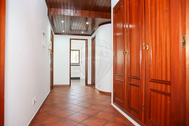 Apartamento T2 para Venda em Arruda dos Vinhos Foto 11