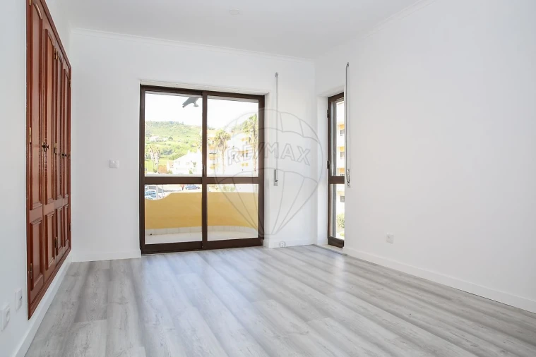 Apartamento T2 para Venda em Arruda dos Vinhos Foto 16