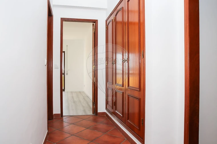 Apartamento T2 para Venda em Arruda dos Vinhos Foto 20