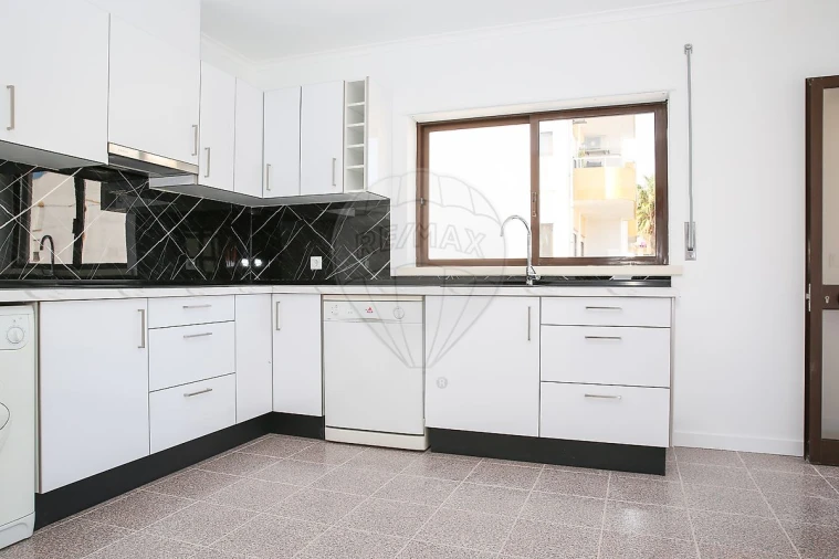 Apartamento T2 para Venda em Arruda dos Vinhos Foto 29