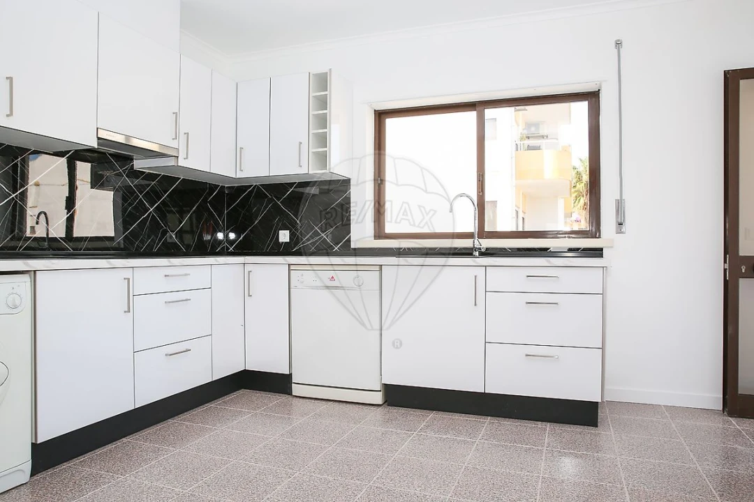 Apartamento T2 para Venda em Arruda dos Vinhos Foto 29