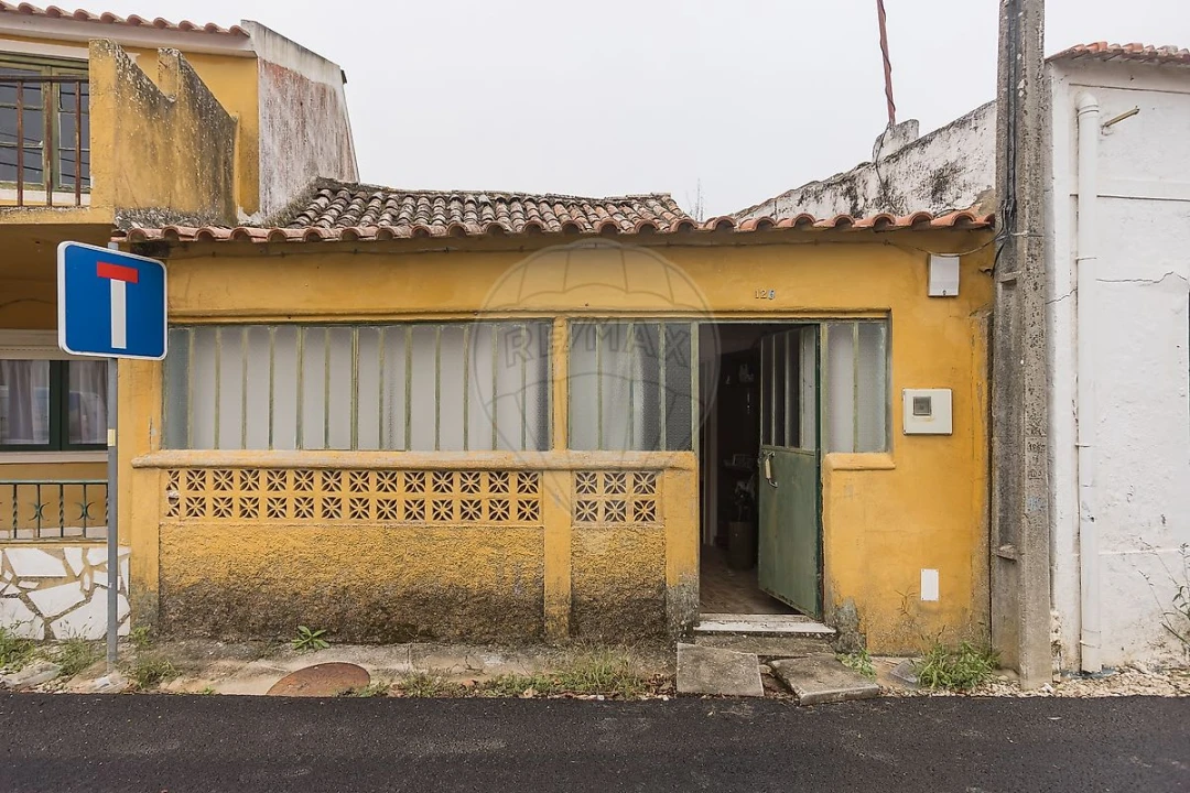 Moradia T2 para Venda em Manique do Intendente, Vila Nova de São Pedro e Maçussa Foto 32