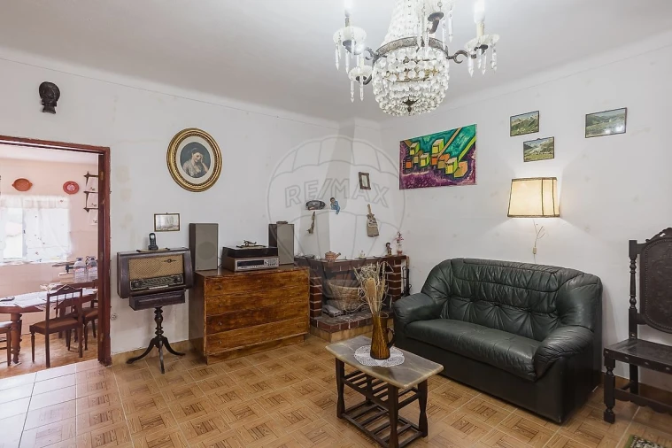 Moradia T2 para Venda em Manique do Intendente, Vila Nova de São Pedro e Maçussa Foto 8