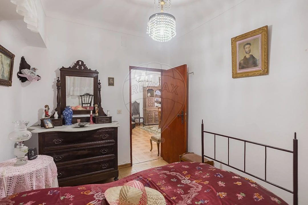 Moradia T2 para Venda em Manique do Intendente, Vila Nova de São Pedro e Maçussa Foto 1