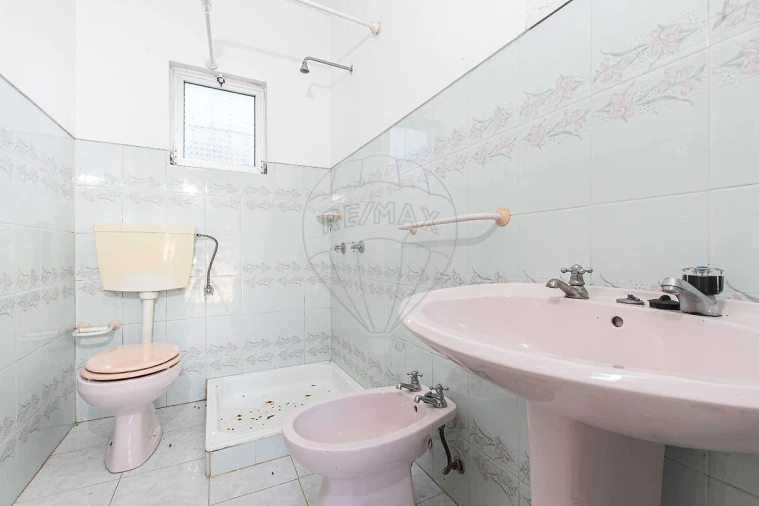 Moradia T3 para Venda em Alenquer (Santo Estêvão e Triana) Foto 9