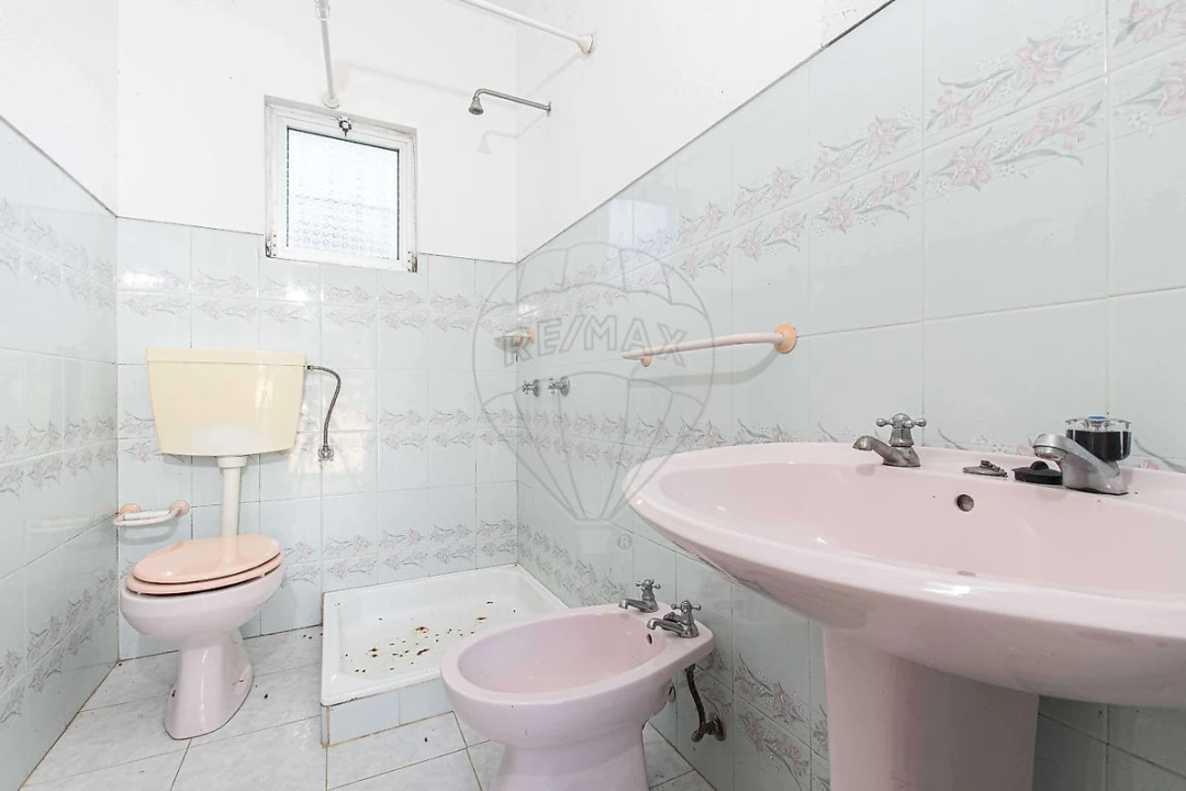 Moradia T3 para Venda em Alenquer (Santo Estêvão e Triana) Foto 9