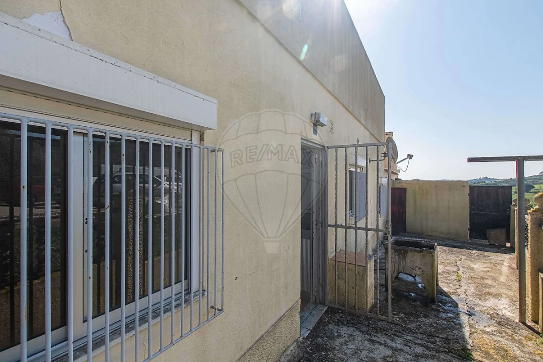 Moradia T3 para Venda em Alenquer (Santo Estêvão e Triana) Foto 6