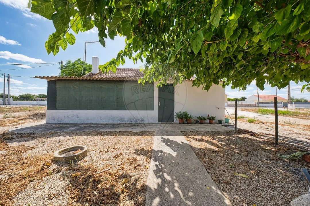 Moradia T2 para Venda em Benfica do Ribatejo Foto 11