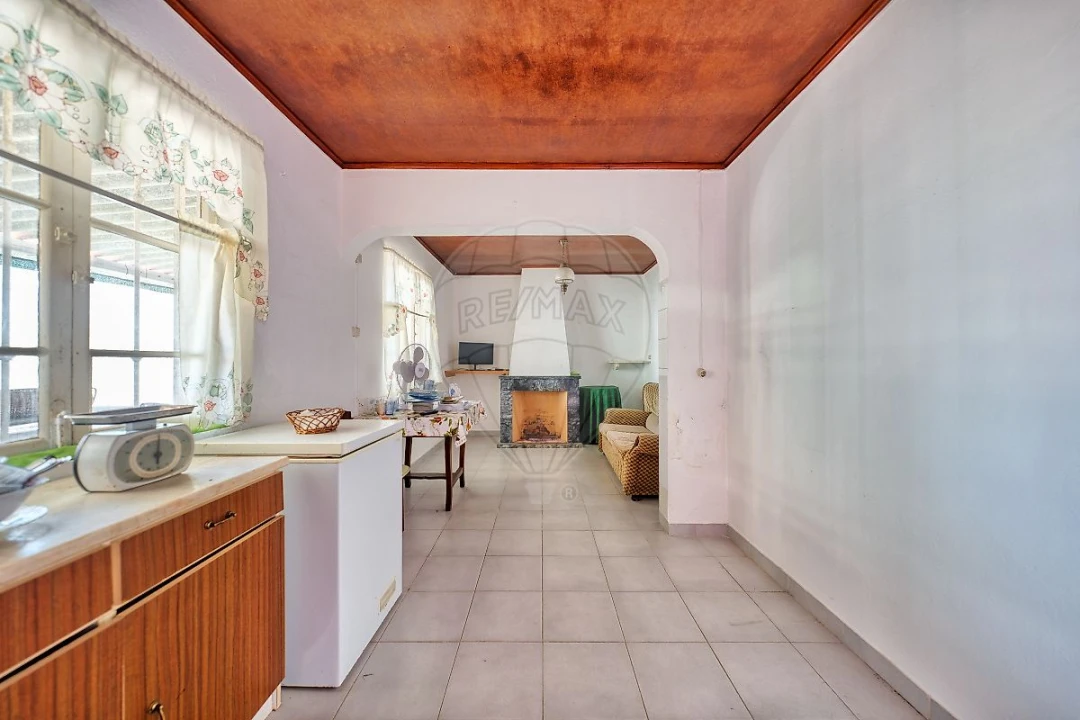 Moradia T2 para Venda em Benfica do Ribatejo Foto 18