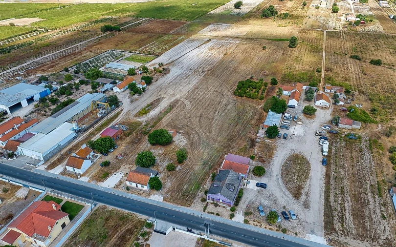 Moradia T2 para Venda em Benfica do Ribatejo Foto 36