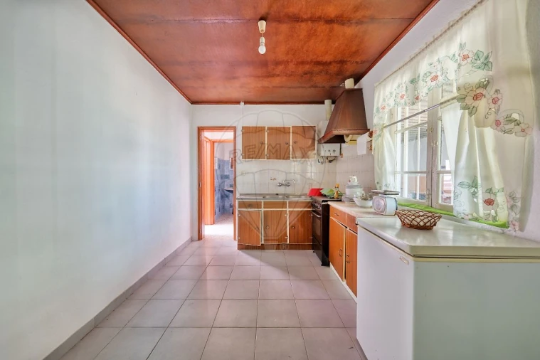 Moradia T2 para Venda em Benfica do Ribatejo Foto 16