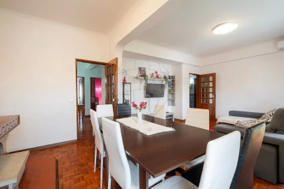 Apartamento T3 para Venda em Alcanena e Vila Moreira