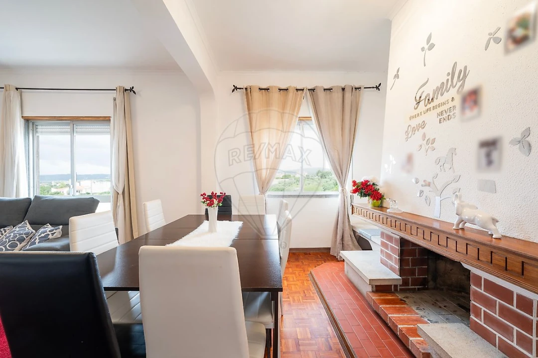 Apartamento T3 para Venda em Alcanena e Vila Moreira Foto 2