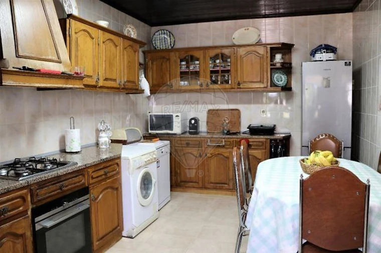 Quinta T4 para Venda em Fontelas Foto 14