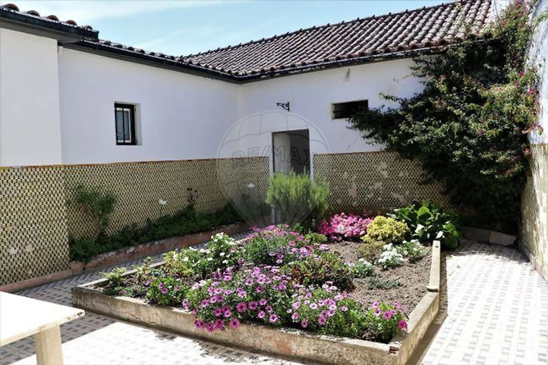 Quinta T4 para Venda em Fontelas Foto 15