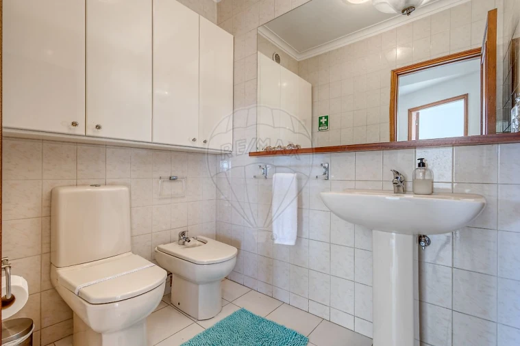 Apartamento T2 para Venda em Espinho Foto 23