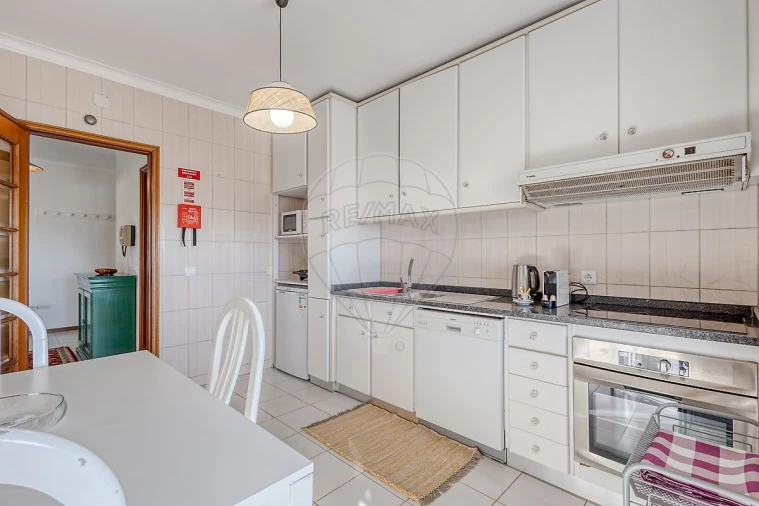 Apartamento T2 para Venda em Espinho Foto 20