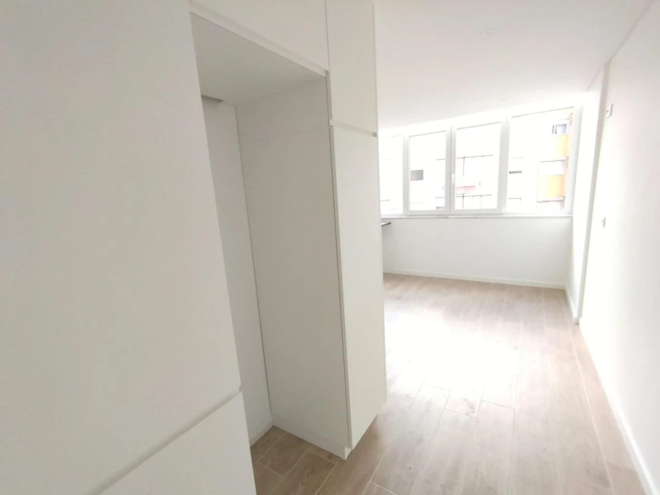 Apartamento T2 para Venda em Falagueira-Venda Nova Foto 9