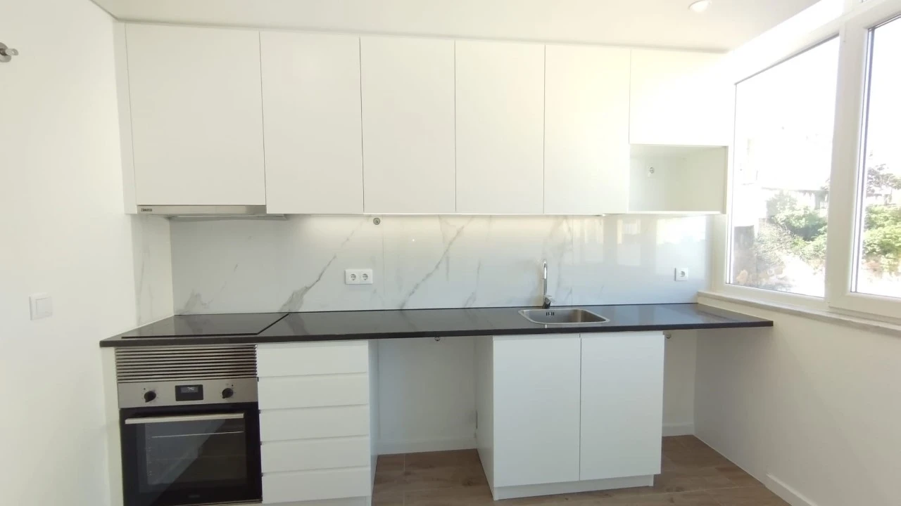Apartamento T2 para Venda em Falagueira-Venda Nova Foto 8