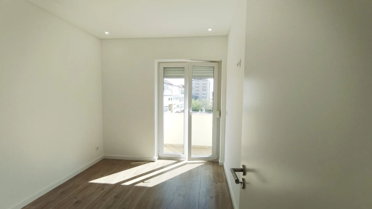 Apartamento T2 para Venda em Falagueira-Venda Nova Foto 20