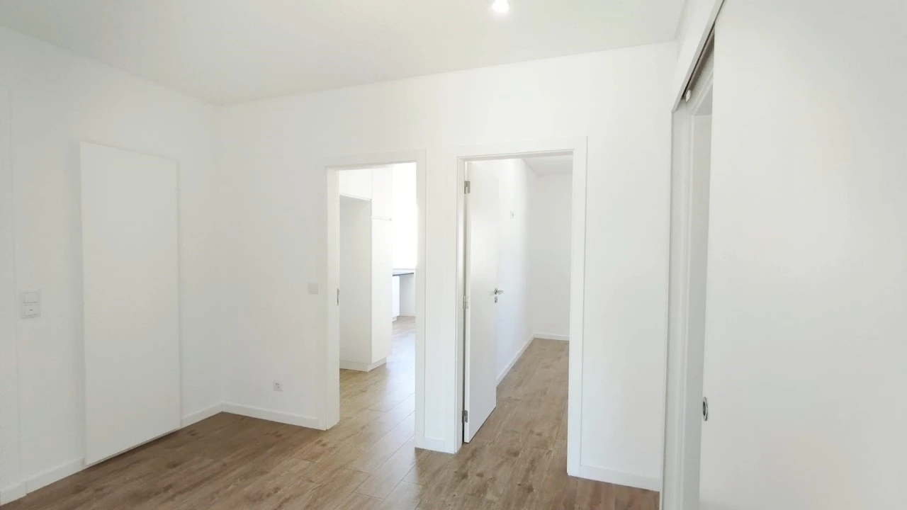 Apartamento T2 para Venda em Falagueira-Venda Nova Foto 13