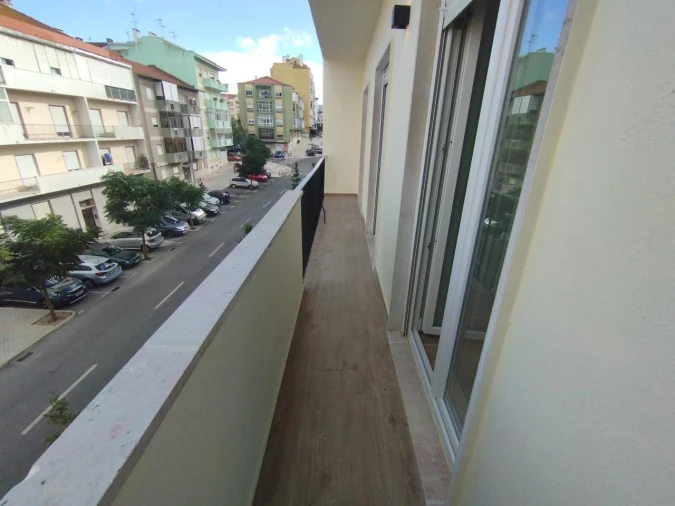 Apartamento T2 para Venda em Falagueira-Venda Nova Foto 24