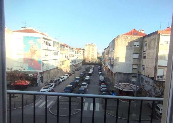 Apartamento T2 para Venda em Falagueira-Venda Nova Foto 15