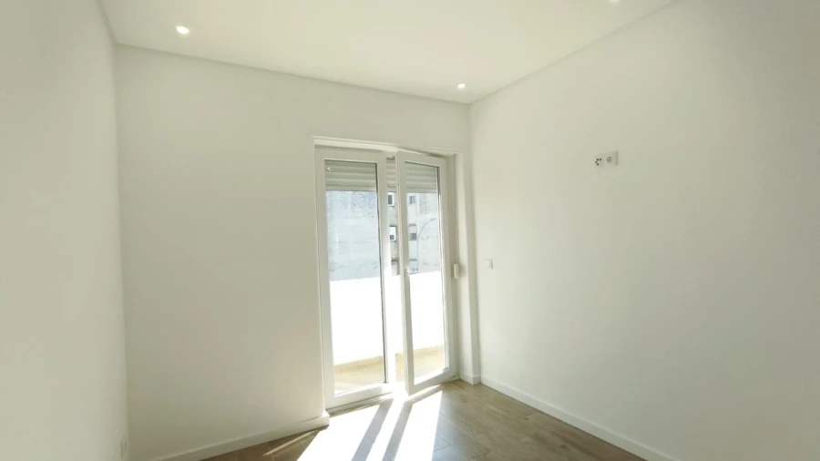 Apartamento T2 para Venda em Falagueira-Venda Nova Foto 19