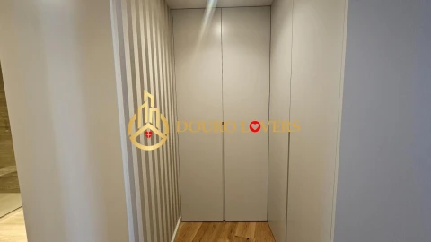 Apartamento T2 para Venda em Campanhã