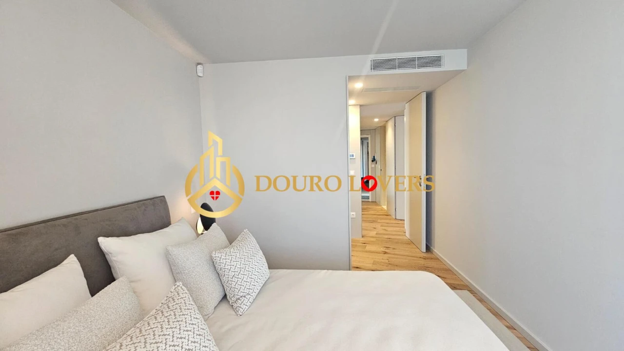 Apartamento T2 para Venda em Campanhã Foto 33