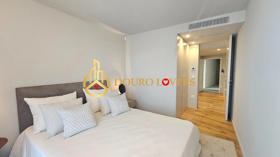 Apartamento T2 para Venda em Campanhã Foto 30