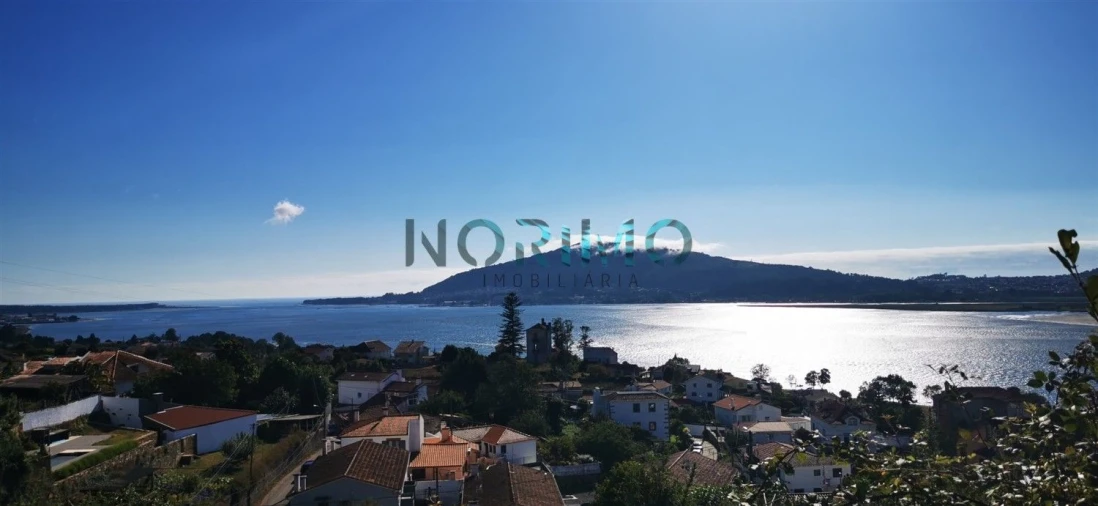 Terreno para Venda em Seixas