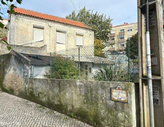 Terreno para Venda em Agualva e Mira-Sintra Foto 1