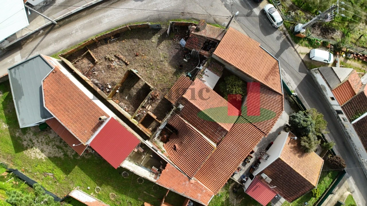 Moradia T3 para Venda em Rio Maior Foto 3