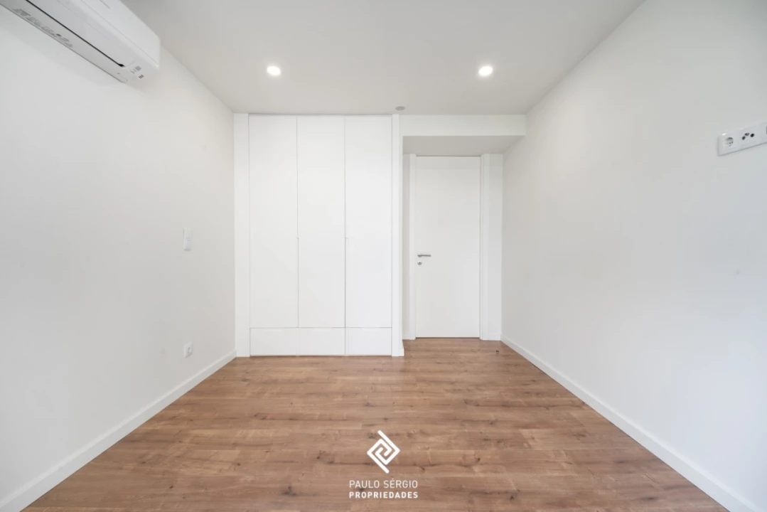 Apartamento T2 para Venda em Gulpilhares e Valadares Foto 11