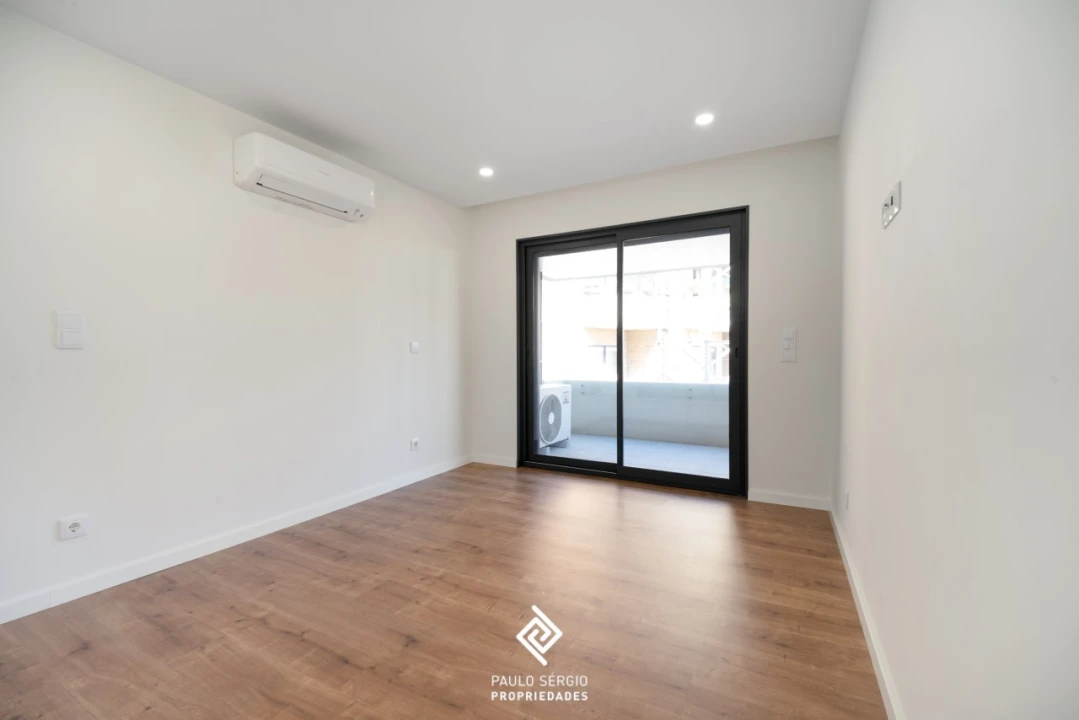 Apartamento T2 para Venda em Gulpilhares e Valadares Foto 16