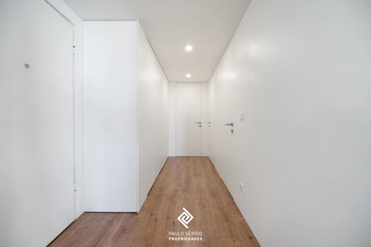 Apartamento T2 para Venda em Gulpilhares e Valadares Foto 9