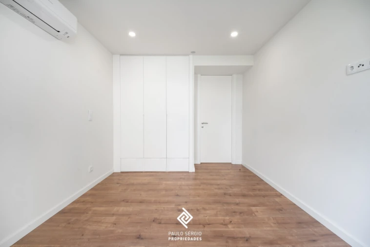 Apartamento T2 para Venda em Gulpilhares e Valadares Foto 11