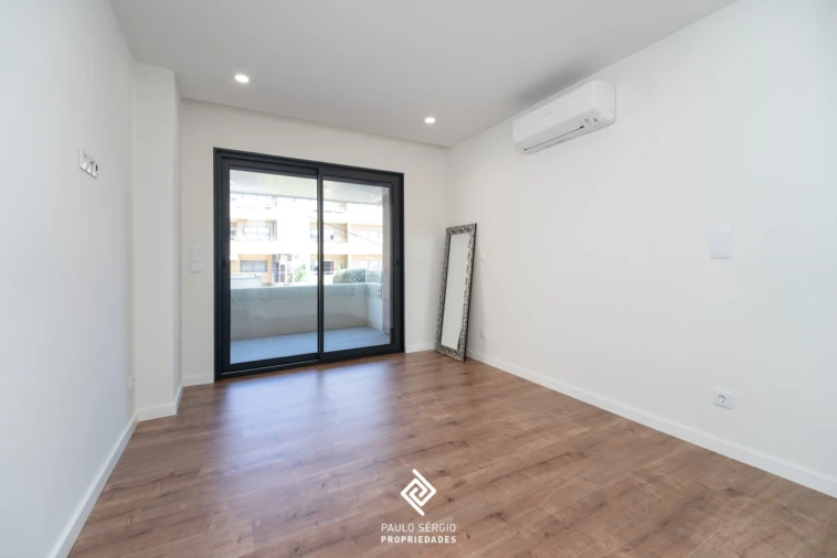 Apartamento T2 para Venda em Gulpilhares e Valadares Foto 12