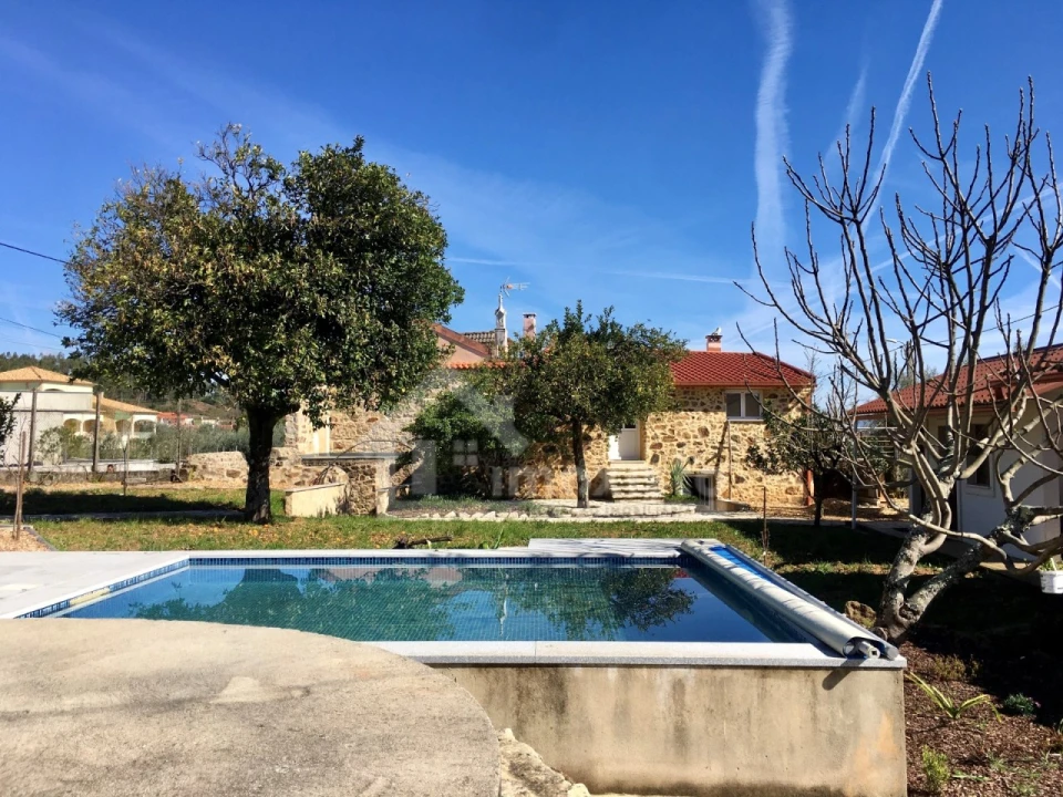 Moradia T1 para Venda em Figueiró dos Vinhos e Bairradas Foto 2