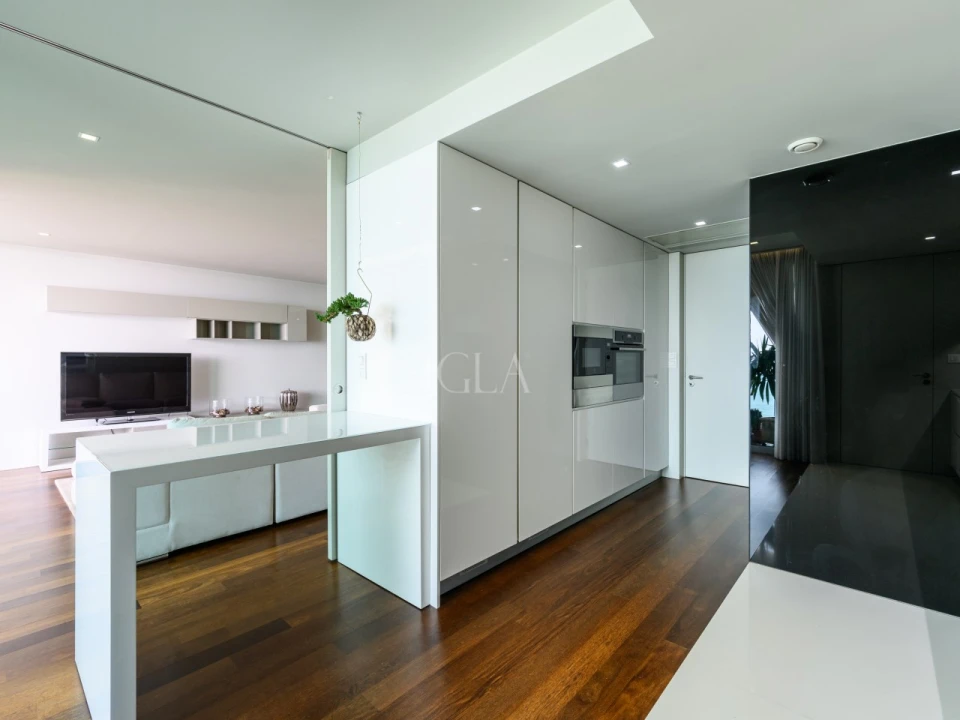 Apartamento T3 para Arrendamento em Canidelo Foto 11