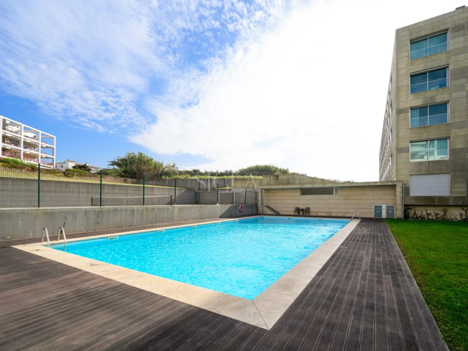 Apartamento T3 para Arrendamento em Canidelo Foto 30