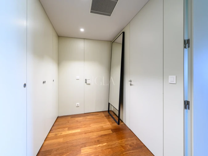 Apartamento T3 para Arrendamento em Canidelo Foto 12