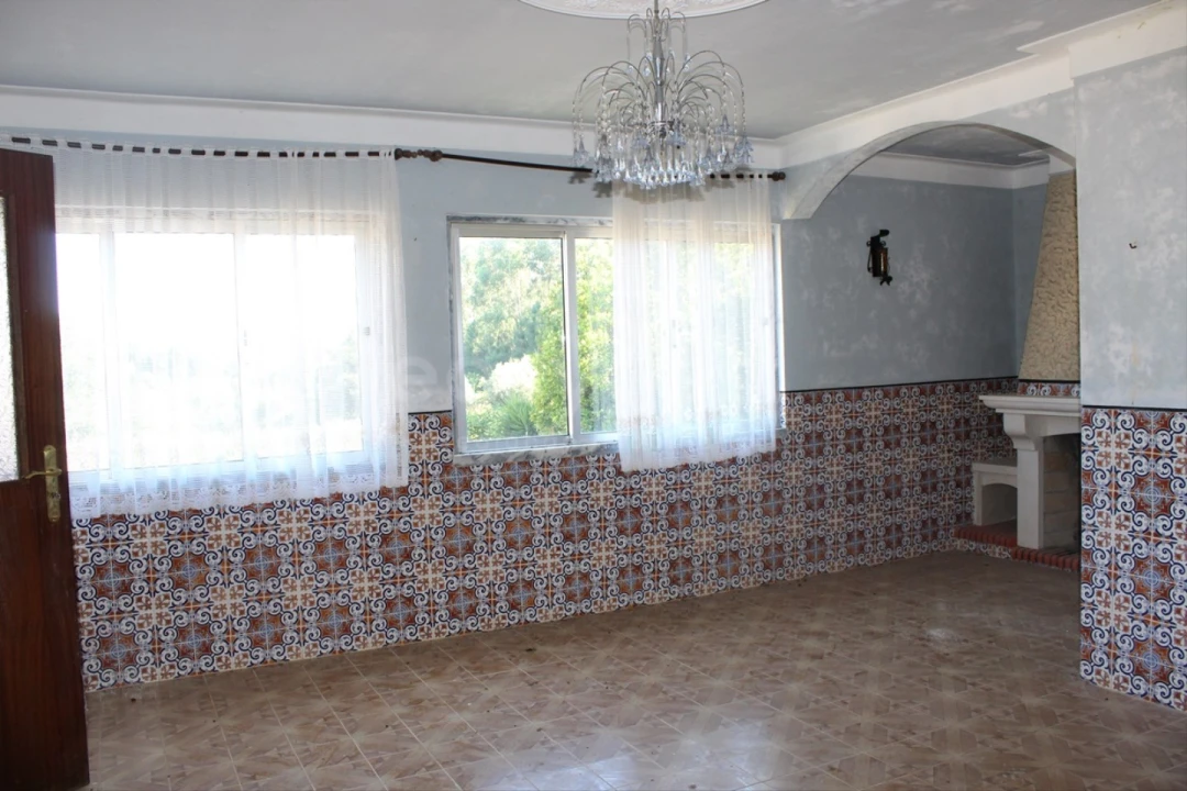 Moradia T5 para Venda em Beco Foto 5