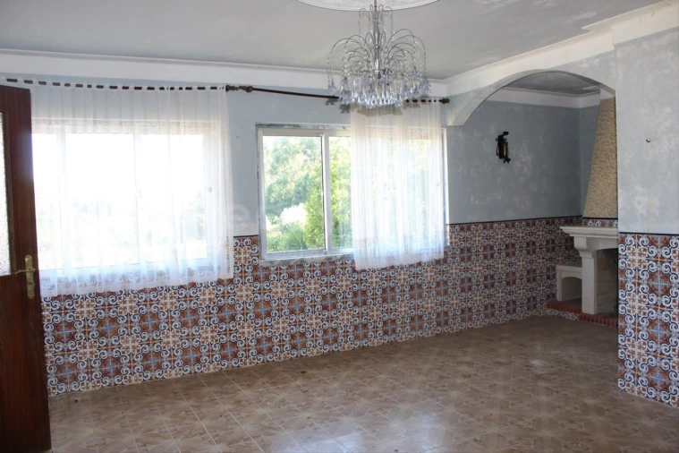 Moradia T5 para Venda em Beco Foto 5